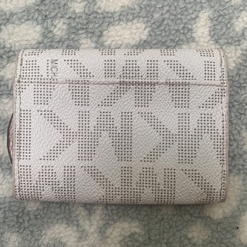 Michael Kors Coin Purse - Picture 2 of 4